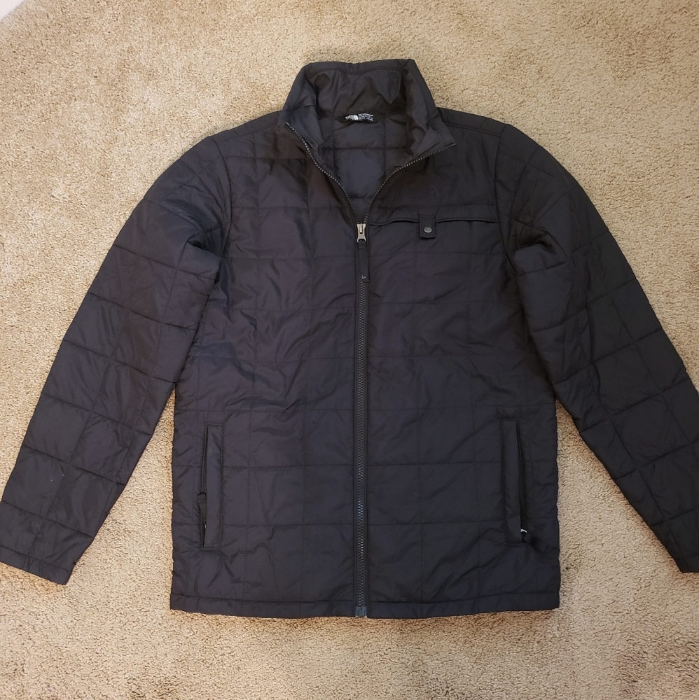 Boys North Face jacket, black, size XL